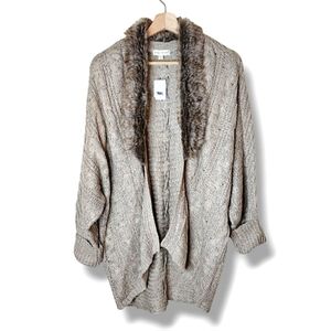 NWT Song n Spirit Faux Fur Cocoon Cardigan Sweater Size S Cozy Fall Layering